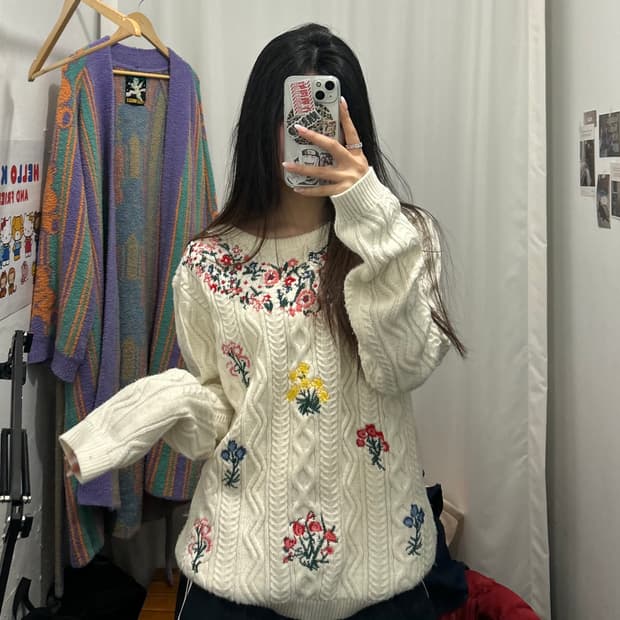 빈티지 케이블 꽃자수 니트