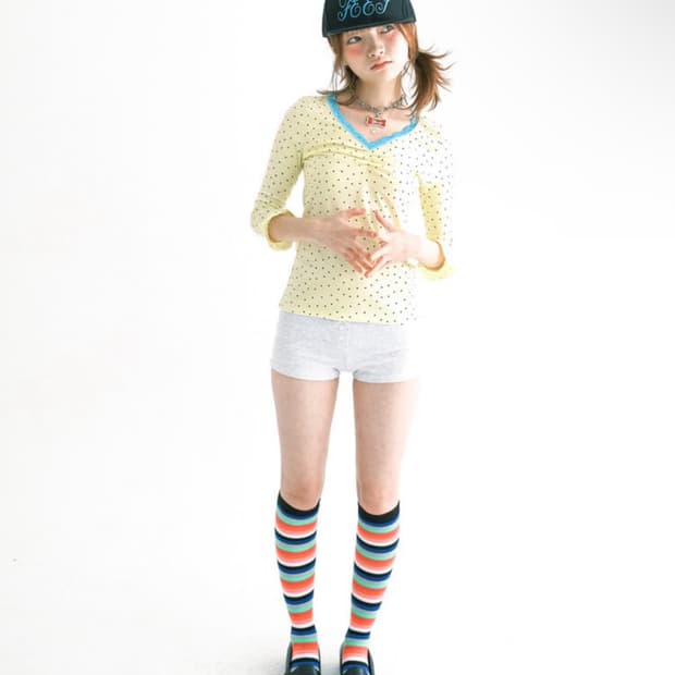 구해요) 샵페어리 미니 하트 레이스 탑 레몬