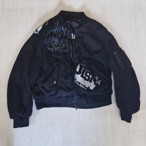 언더커버 페이퍼돌 오마쥬 리버시블 봄버 2