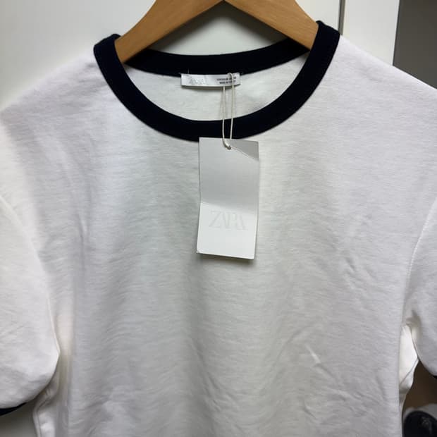 자라 배색 링거티 화이트 M사이즈