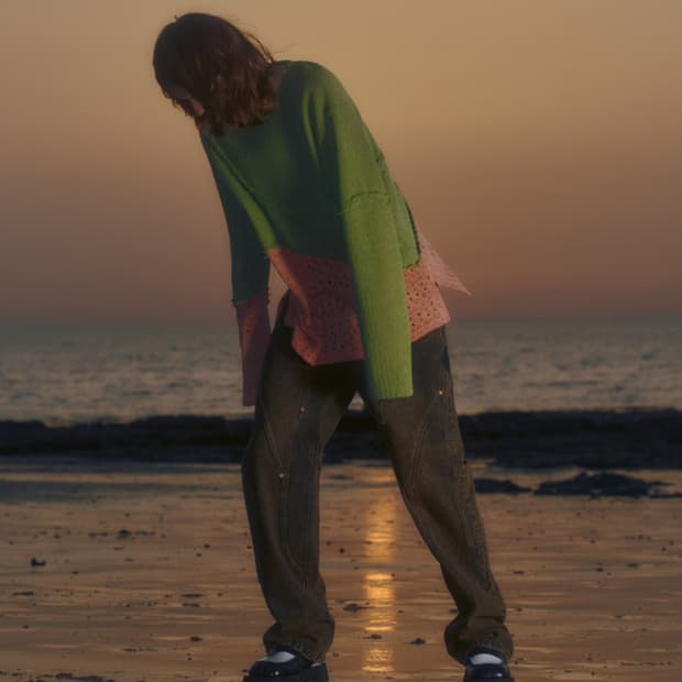 [M] 앤더슨벨 콘트라스트 패널 보트넥 스웨터 니트