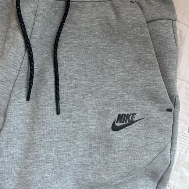 나이키 테크팩 바지 M