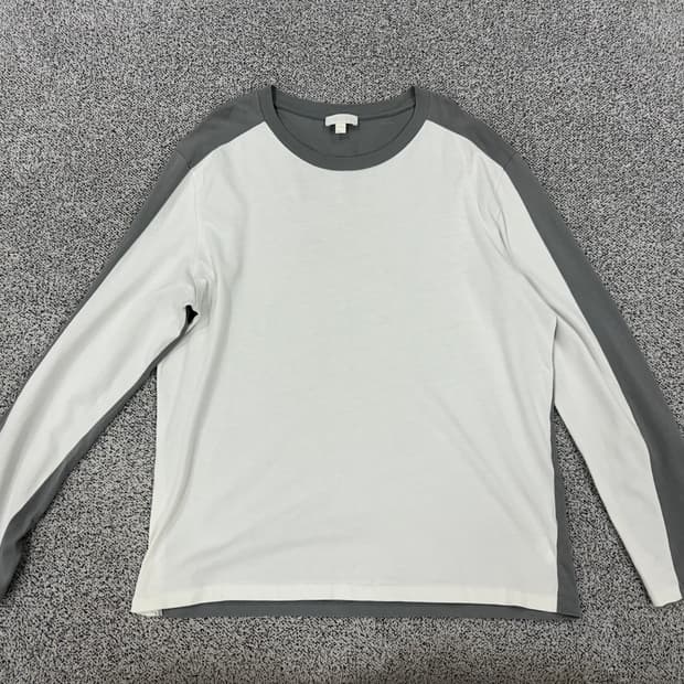 COS 레글런 롱슬리브
