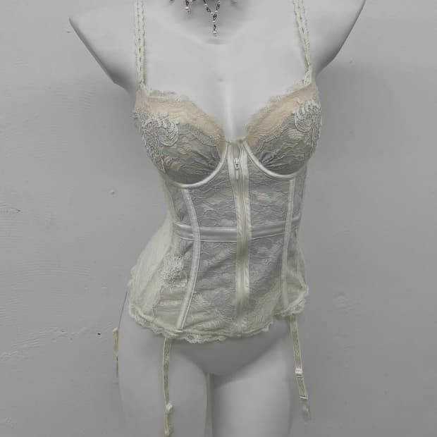 에블린 Eblin 대대장 코르셋 빈티지화이트페어리