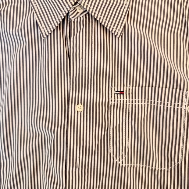 타미힐피거(Tommy Hilfiger) 스트라이프 셔츠