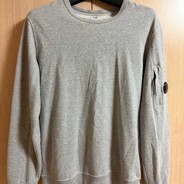 CP컴퍼니 맨투맨 그레이 L