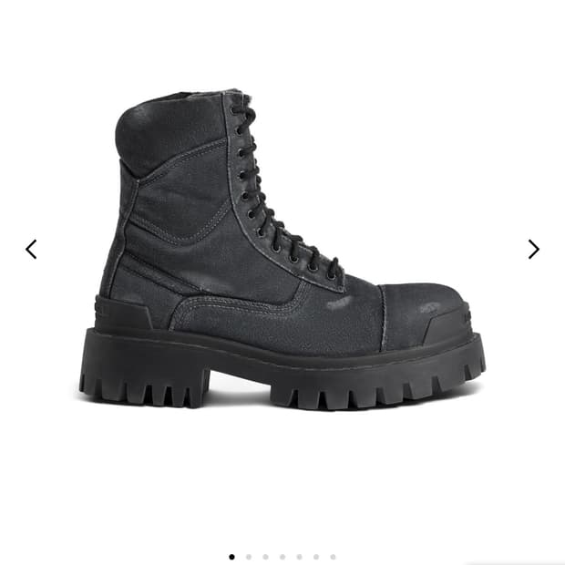 41 -> 42 교환 발렌시아가 컴뱃 스트라이크 부츠