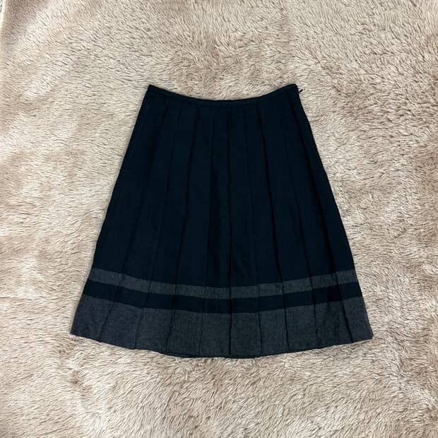 울 플리츠 스커트