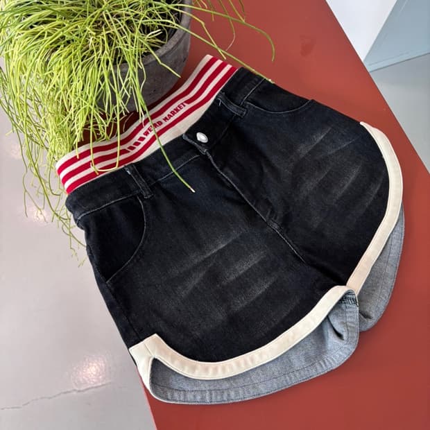 (New)weird market Denim Shorts
