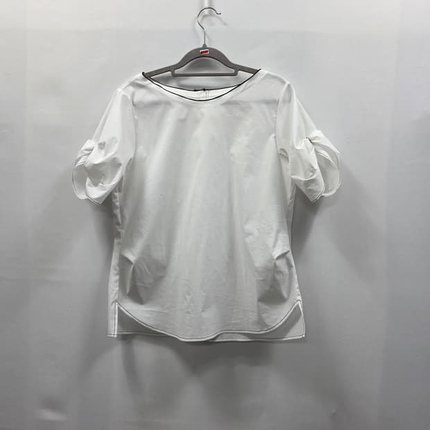 0749 JJ지고트 화이트 퍼프소매 블라우스 반팔 깔끔핏