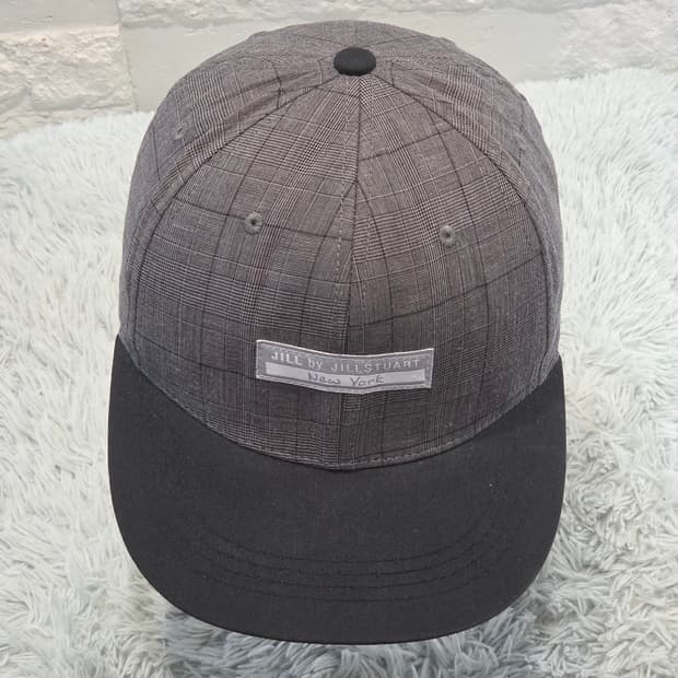 L5-7:질바이질스튜어트 체크 블랙 플랫캡 (57-59)