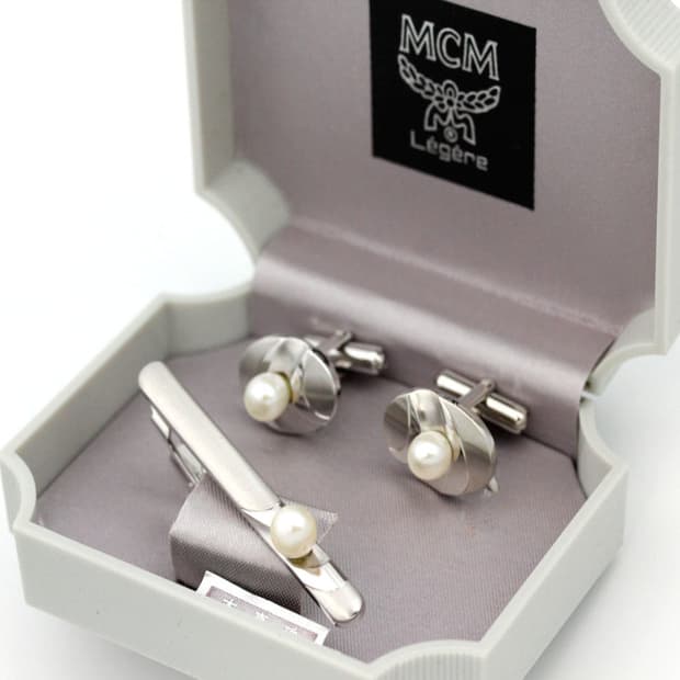 엠씨엠 A+등급 5.5cm 천연진주 남자 명품 넥타이핀 커프스 세트