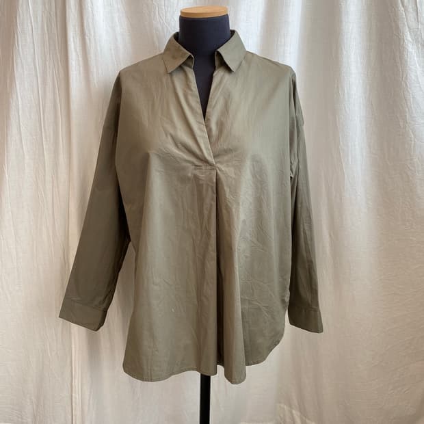 AMERICAN HOLIC 카키 셔츠(M/미사용품)