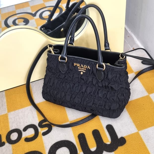 프라다 고프레 토트백