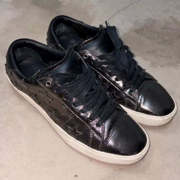 [42] Saint Laurent SL06 Star Sneakers