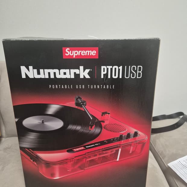 슈프림 Numark 누마크 PT01 USB 턴테이블 레드 USplug