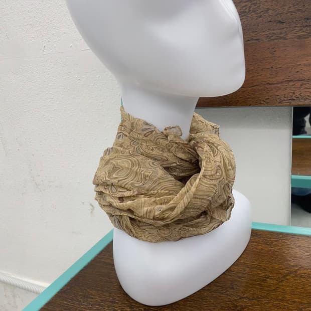 브라운 페이즐리 실크 머플러 