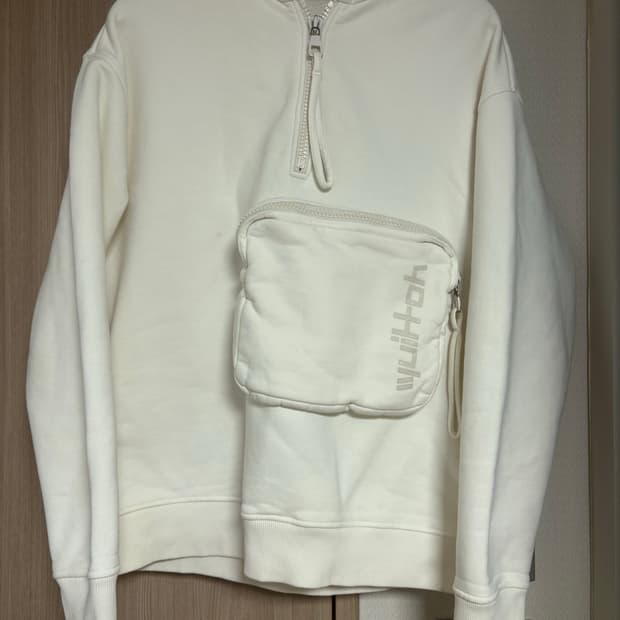 루이비통 버질아블로 3D 포켓 후드티