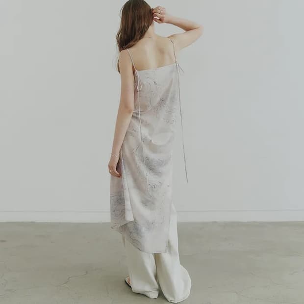 노이어포우먼 마블링 드레스