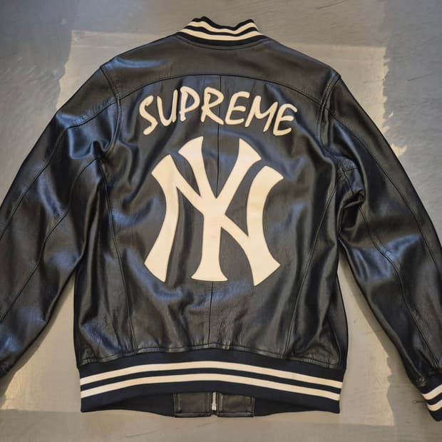 15ss 슈프림 뉴욕양키스 레더 바시티
