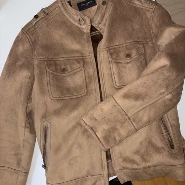 TBJ 오버핏 베이지 무스탕