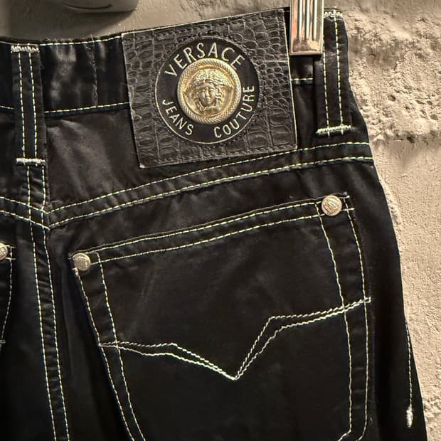 베르사체 진스 쿠튀르 블랙 코팅 면 팬츠 24인치