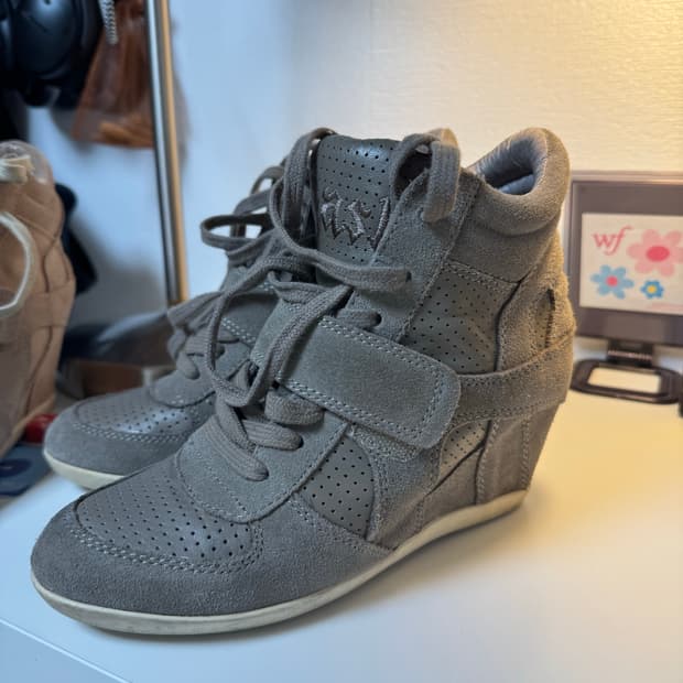 Ash 하이탑 스니커즈 36사이즈 카키