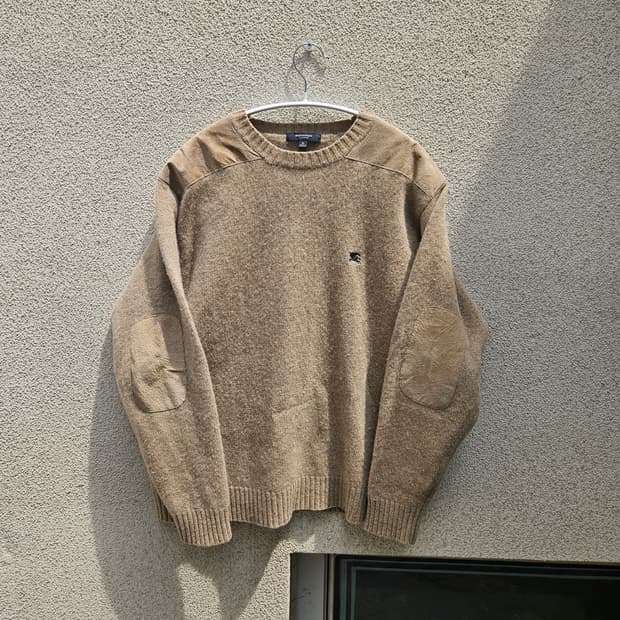 버버리 코만도 니트