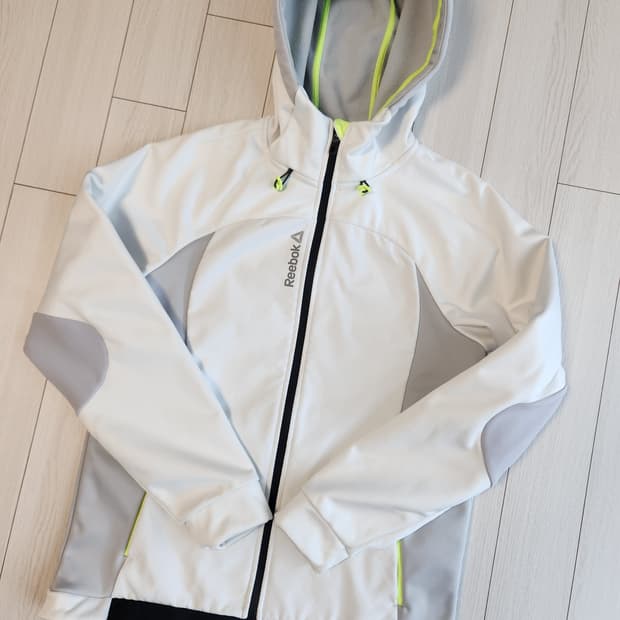 새상품급) 리복 화이트 라임 여성 바람막이 윈드브레이커 후드 집업 점퍼 