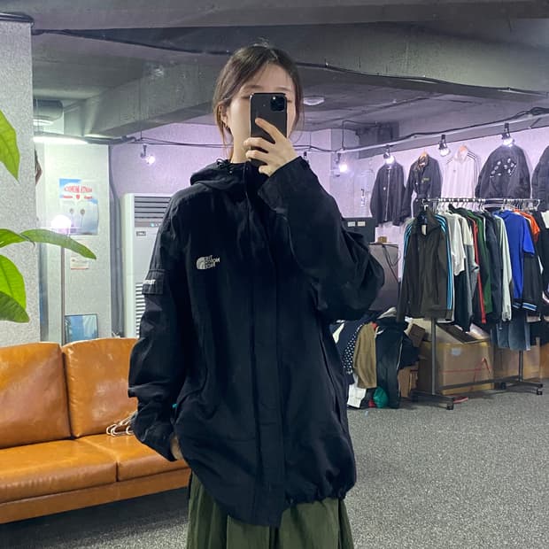 노스페이스 투웨이 암포켓 바람막이 B1993