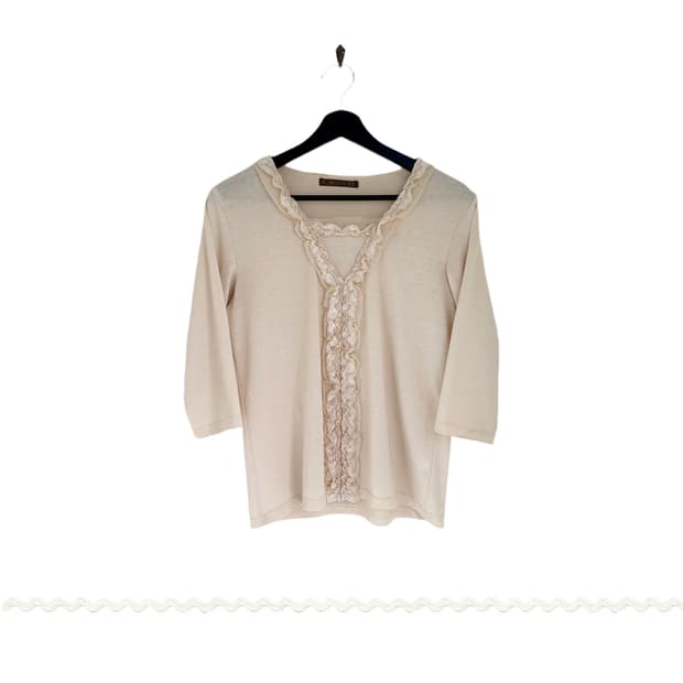 frill lace trim 3/4 sleeve top