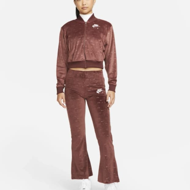 나이키 에어 벨벳 벨루어 트레이닝복 세트 (m)