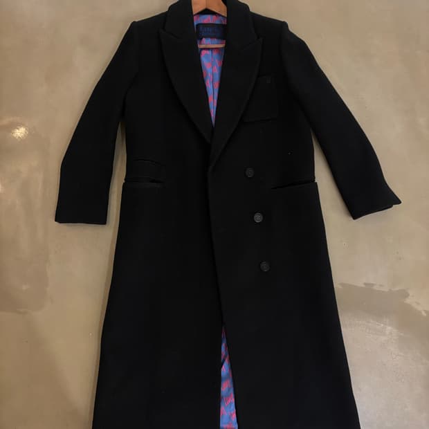 LUCKY CHOUETTE 블랙 코트