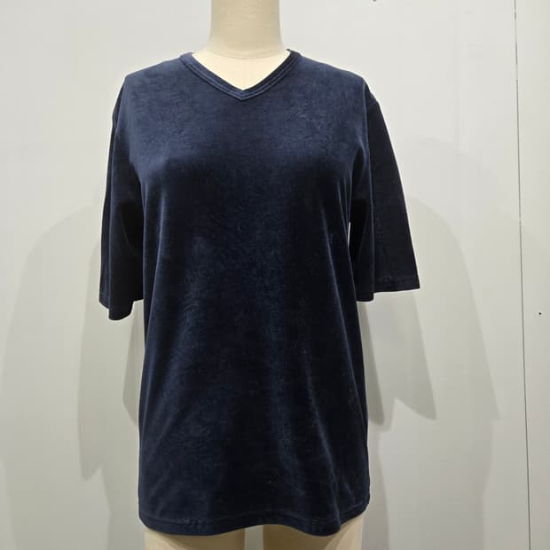 에르메네질도 제냐 벨벳 V넥 반팔 티셔츠 네이비