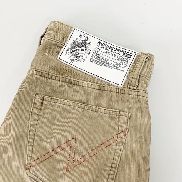 네이버후드 베이지 코듀로이 스트레이트 팬츠