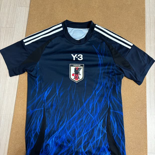Y-3 일본 축구 유니폼