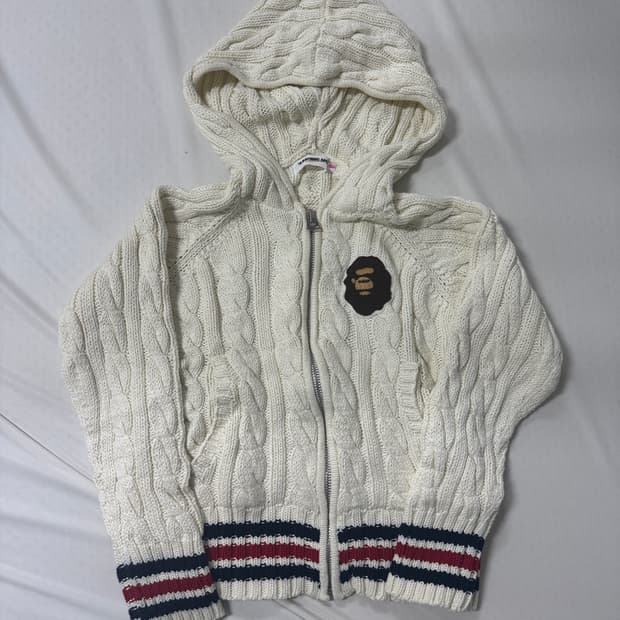 베이프 니트 가디건