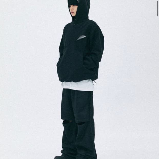 스키즘인듀싱 블랙 후드티 