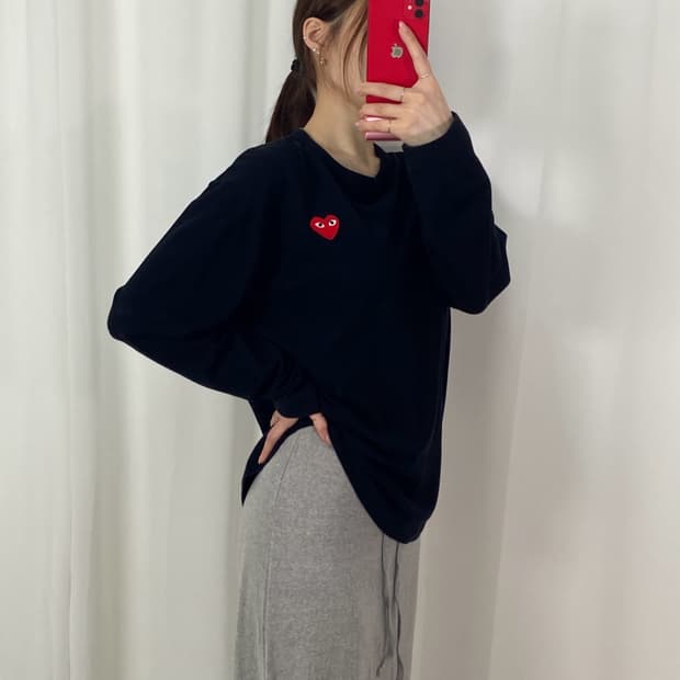 꼼데가르송 블랙 레드와펜 롱슬리브