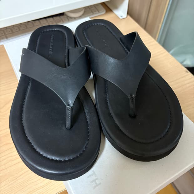 찰스앤키스 샌들 37 블랙