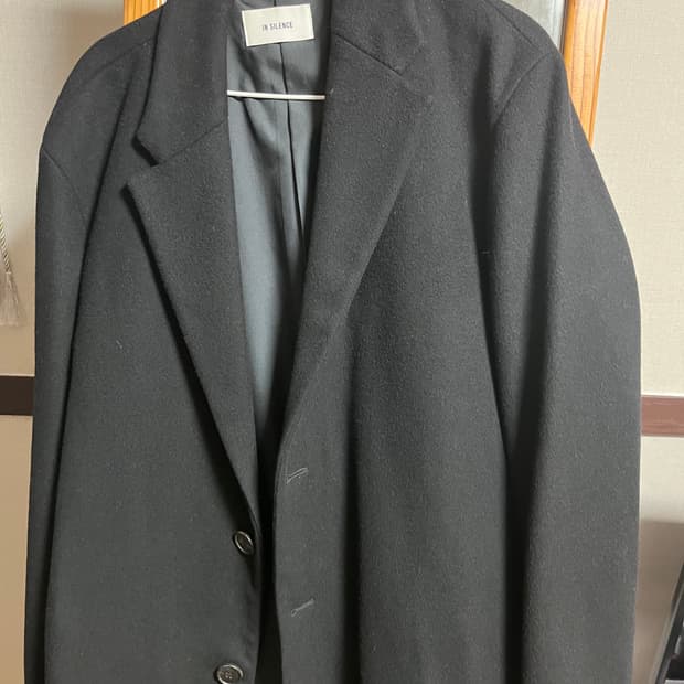 인사일런스 코트 + 유니클로 더플코트 싸게 급처합니다