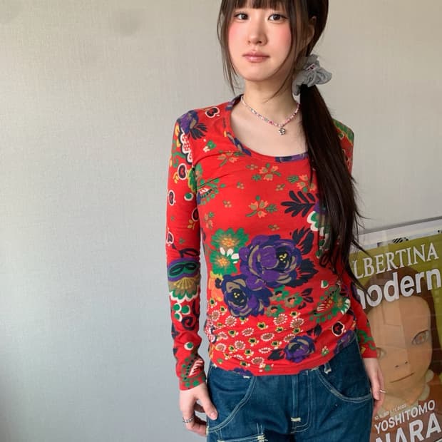 BENETTON, flower yop