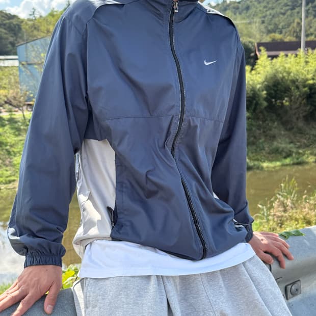 빈티지 나이키 블루 바람막이 (희귀)