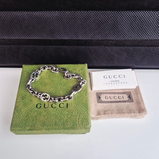 구찌 인터로킹 체인 팔찌 18호