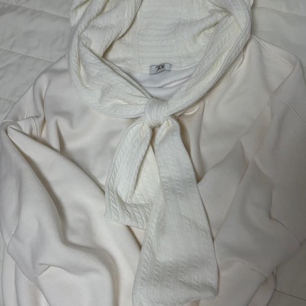 더티스 리본 후드 크림