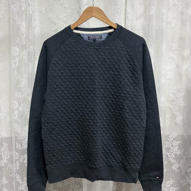 M) 타미힐피거 빈티지핏 퀼팅 맨투맨 차콜