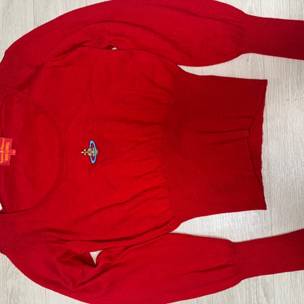 비비안웨스트우드 레드라벨 크롭 니트