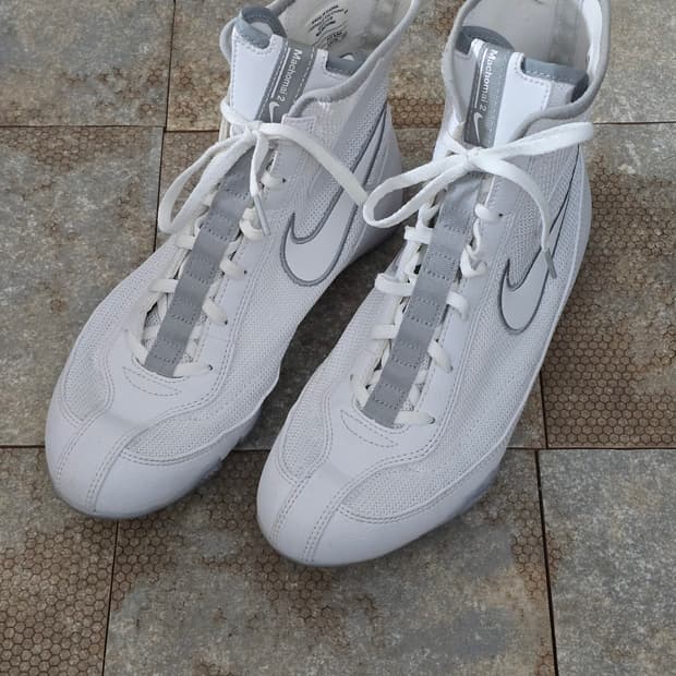 (235)나이키 마초마이 2 화이트 그레이