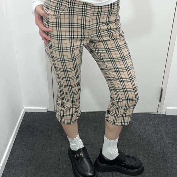 버버리 베이지 노바체크 카프리 팬츠 바지