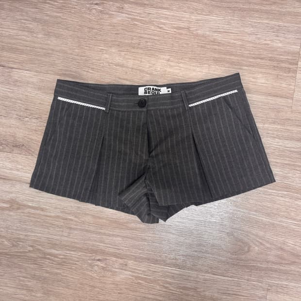 크랭크 CRANK LACE PLEATS MICRO PANTS